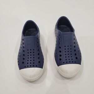 Native Navy Blue Slip On Shoes Sz 9